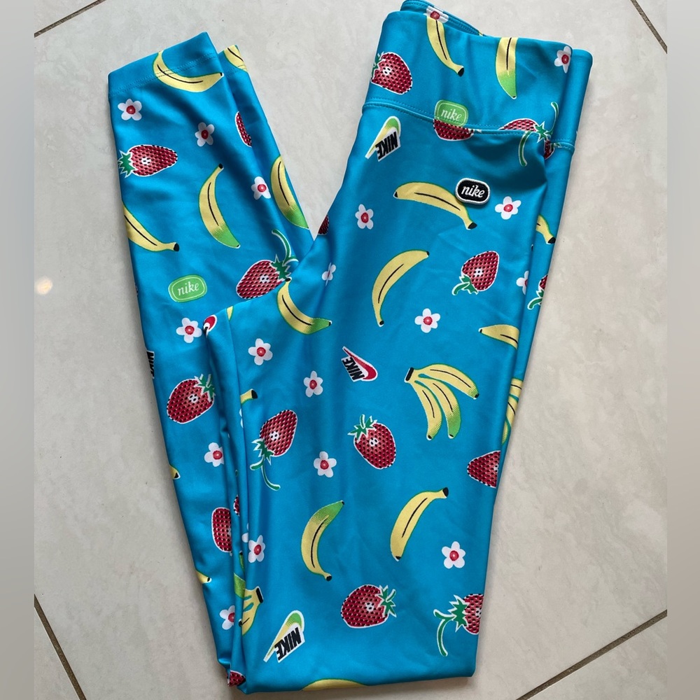 nike Fruit Leggings